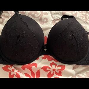 Victoria Secret body by Victoria padded perfect coverage bra 36D
